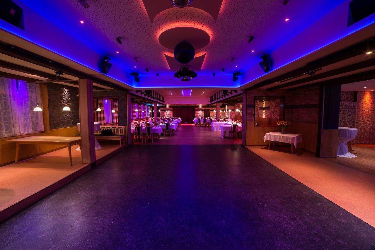 Hotel Zum Fischerwirt Baindlkirch Ngoại thất bức ảnh